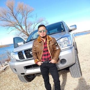 Meet your Posher, Rogelio